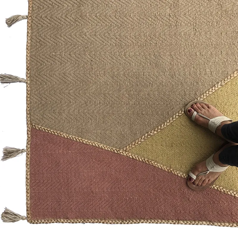 Tapis Y, or et terracotta