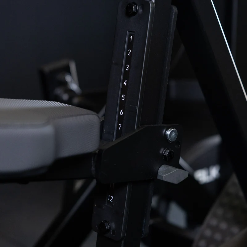 Plate Loaded Row