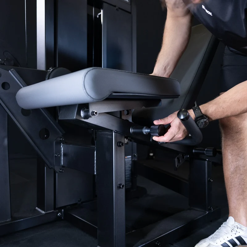 Pin Loaded Leg Extension/Curl