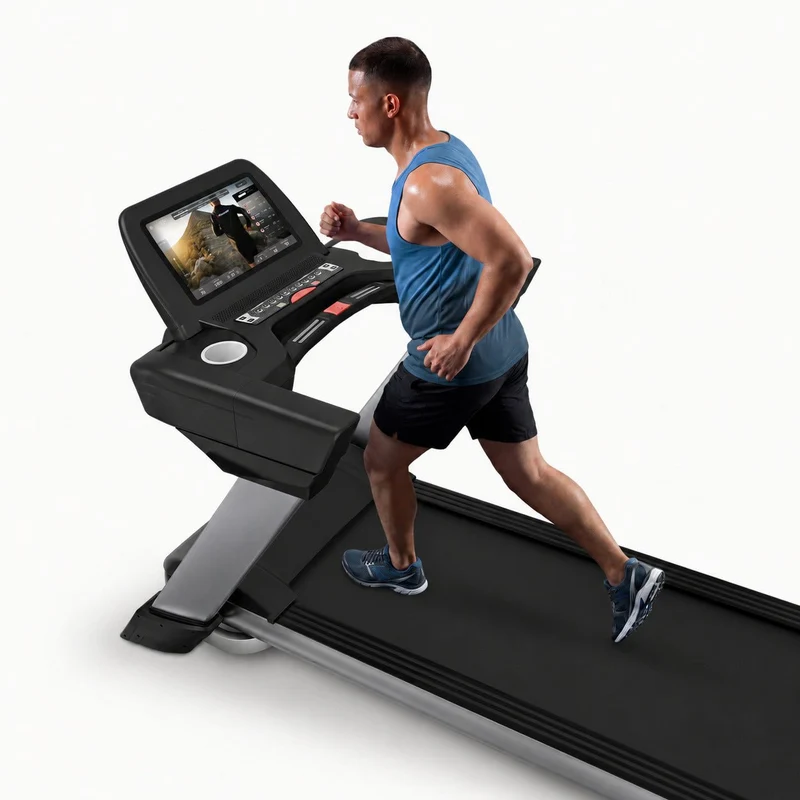 Tapis de course Evo Ultra – 20 km/h – Inclinaison 18 % – 7 CV – Écran tactile 21,5"