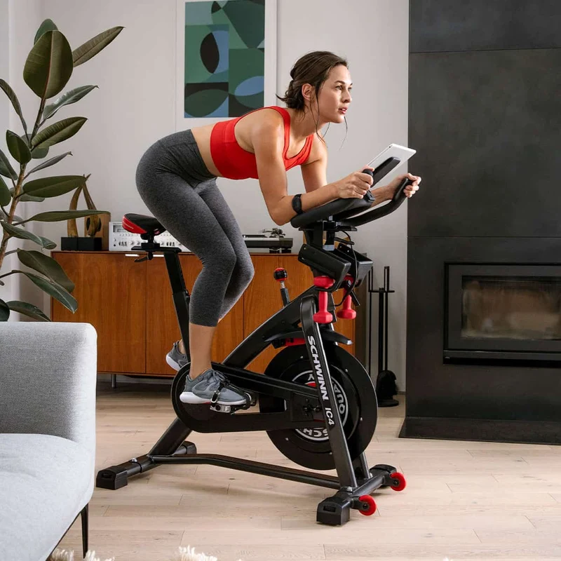 Cardiovélo Schwinn IC4