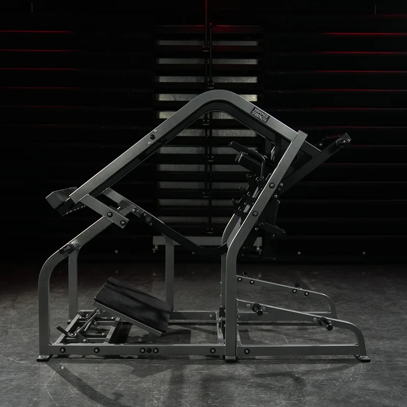 Hammer Strength Pendulum-X Squat