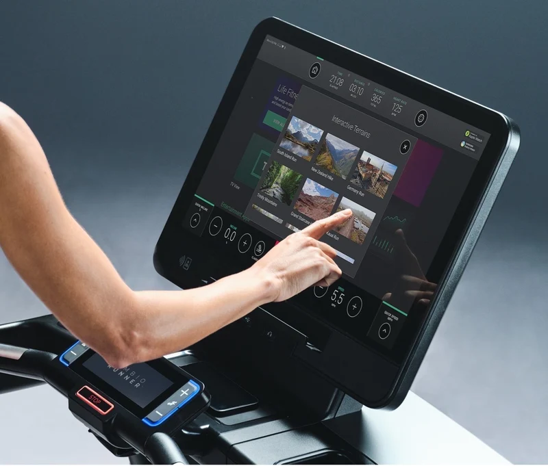 Life Fitness Symbio Runner Treadmill
