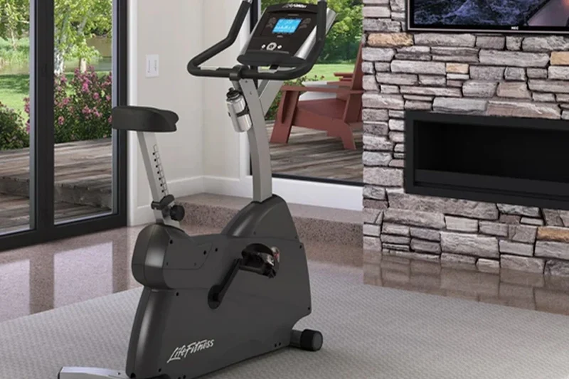 Life Fitness C1 Lifecycle Exercise Bike