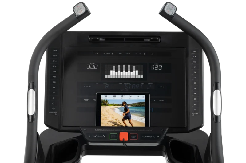 Freemotion i10.9b Incline Trainer