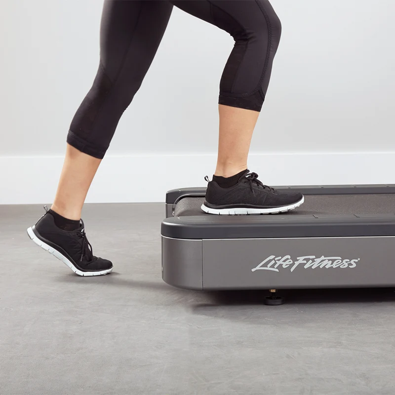 Life Fitness Club Series +Treadmill with SL Console