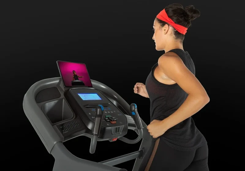 Horizon 7.4AT Studio Treadmill
