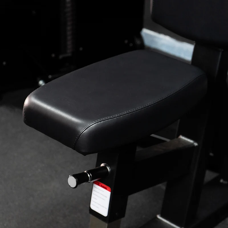 Pec Deck et Deltoïdes Postérieurs | Machine sélectorisée double - Compact Series