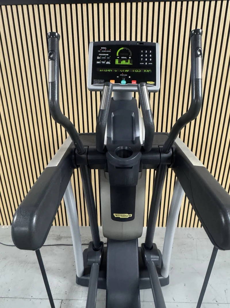 Technogym Excite 700 Vario