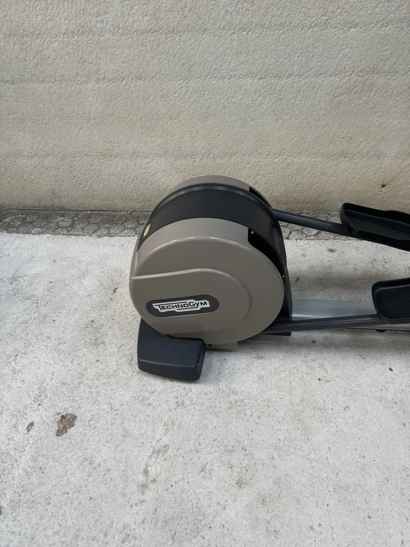 Technogym 700 Excite CrossTrainer With Visioweb Console