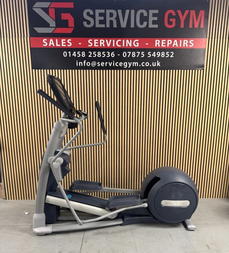 Precor EFX 885 Cross Trainer With P82 Console