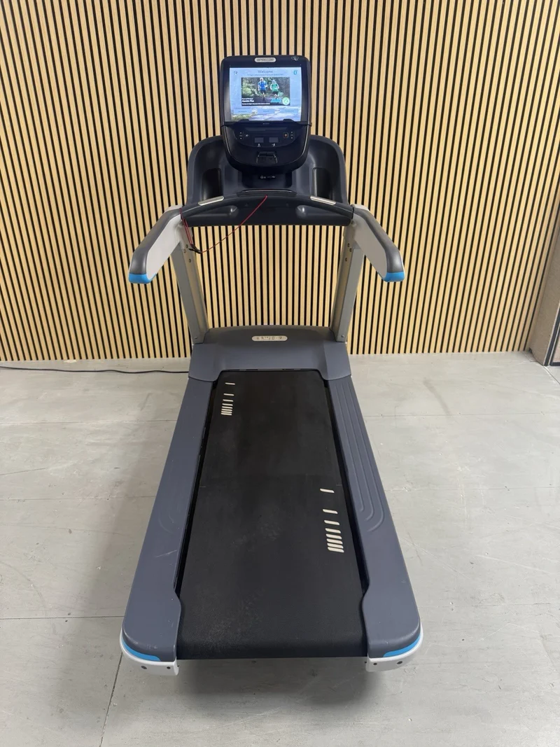 Precor Treadmill 885 Series with P82 Console