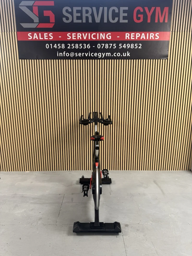 Matrix IC7 Indoor Cycle Spin Bike With Monitor